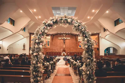 El altar preparado para una boda